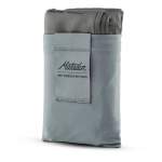 Matador Pocket Blanket 4.0 с голубым чехлом