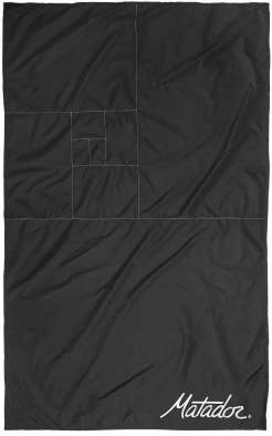 Купить Matador POCKET BLANKET 3.0 с красным чехлом Matador POCKET BLANKET 3.0 с красным чехлом