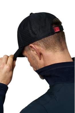 Finntrail Cap 9611, Graphite Red