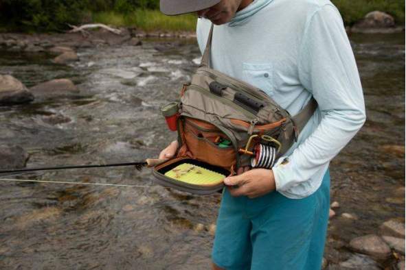 Купить Fishpond Summit Sling Bag, Gravel Fishpond Summit Sling Bag, Gravel