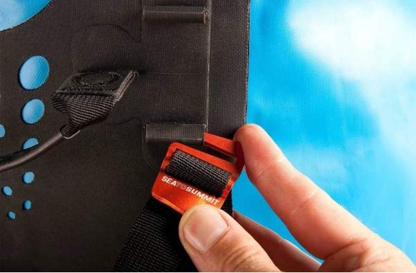 Sea to Summit HYDRAULIC DRY PACK WITH HARNESS, 120L, Blue