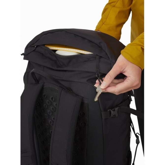Arcteryx BRIZE 25, Black