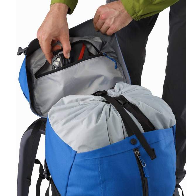 Arcteryx BORA AR 50, Borneo Blue