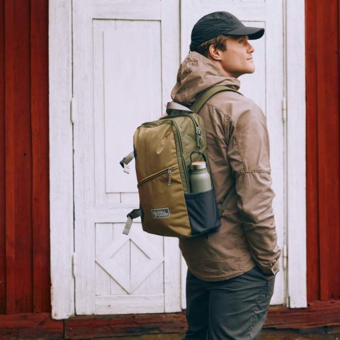 Fjallraven Vardag Backpack 17L, Green-Clay