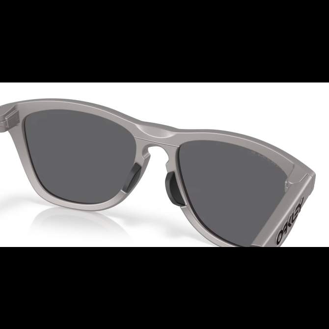 Oakley FROGSKINS TITANIUM, PRIZM BLACK POLAR