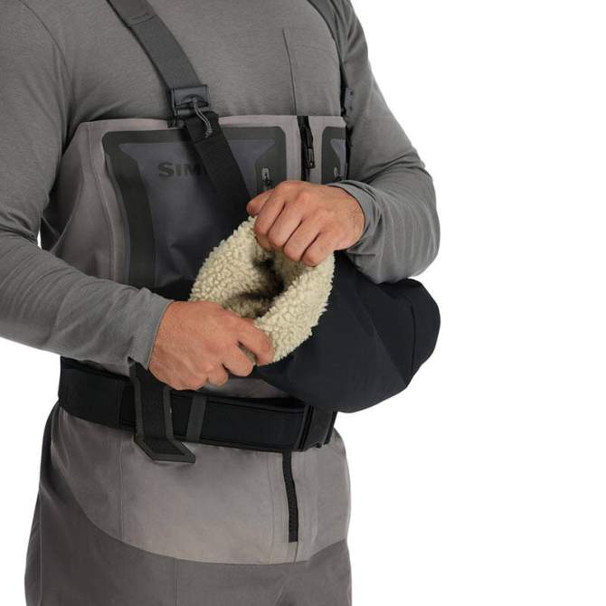 Simms Bulkley Hand Muff, Black